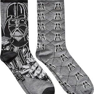 STAR WARS Darth Vader Men's Crew Socks 2 Pair Pack Gray and Black NWT